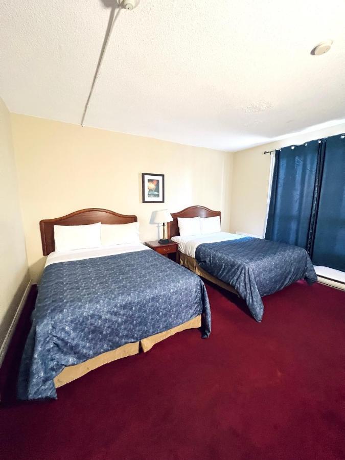 Fairway Inn By The Falls Niagara Bagian luar foto