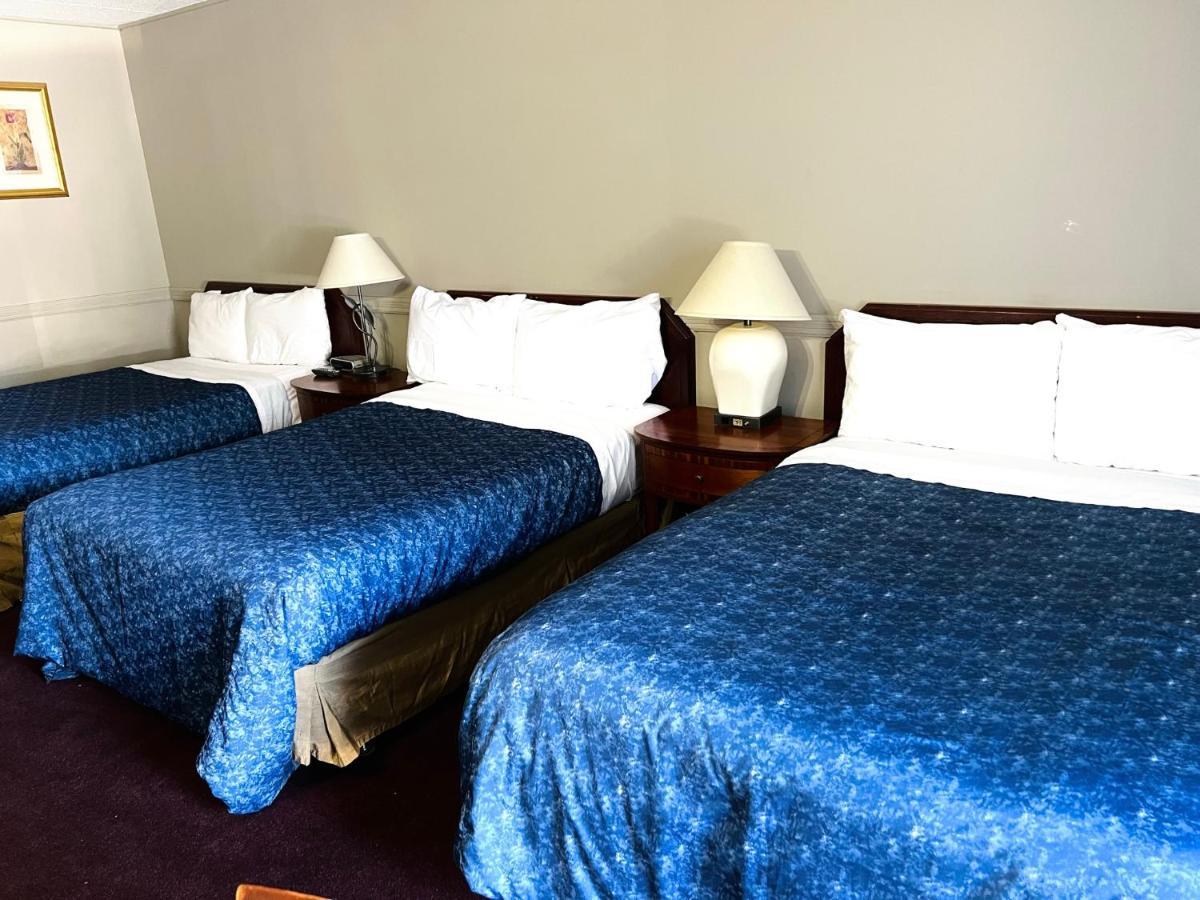 Fairway Inn By The Falls Niagara Bagian luar foto