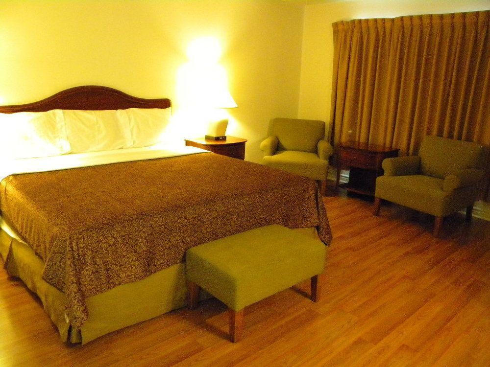 Fairway Inn By The Falls Niagara Bagian luar foto